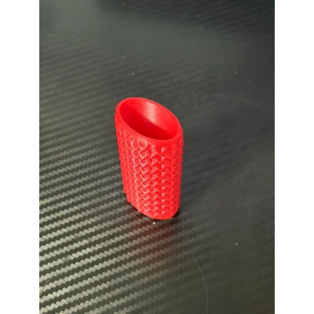 Red lighter case - Picture 3 of 3